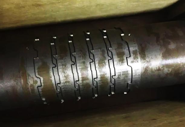 滾刀模切機(jī)跟激光模切機(jī)怎么選？（他們分別有什么優(yōu)勢）(圖1)