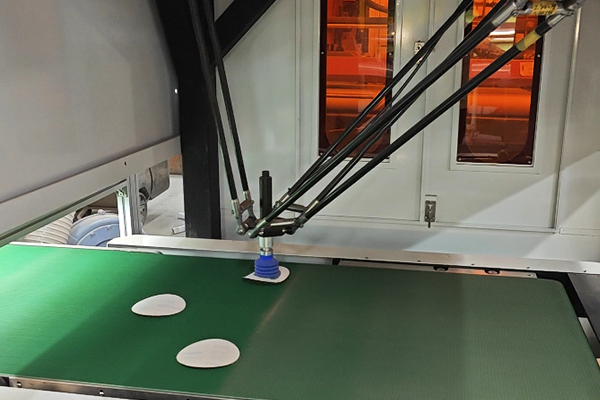 砂紙自動(dòng)拾料 塑料激光焊接導(dǎo)致虛焊的原因有哪些(圖2)